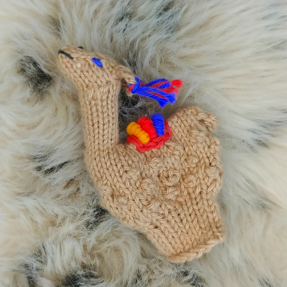 HANDMADE Camelidae Finger Puppet